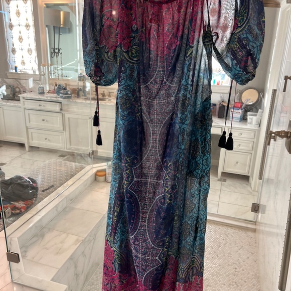 Sun-Kissed On Georgette Off-The-Shoulder Maxi Dress - Picture 14 of 15